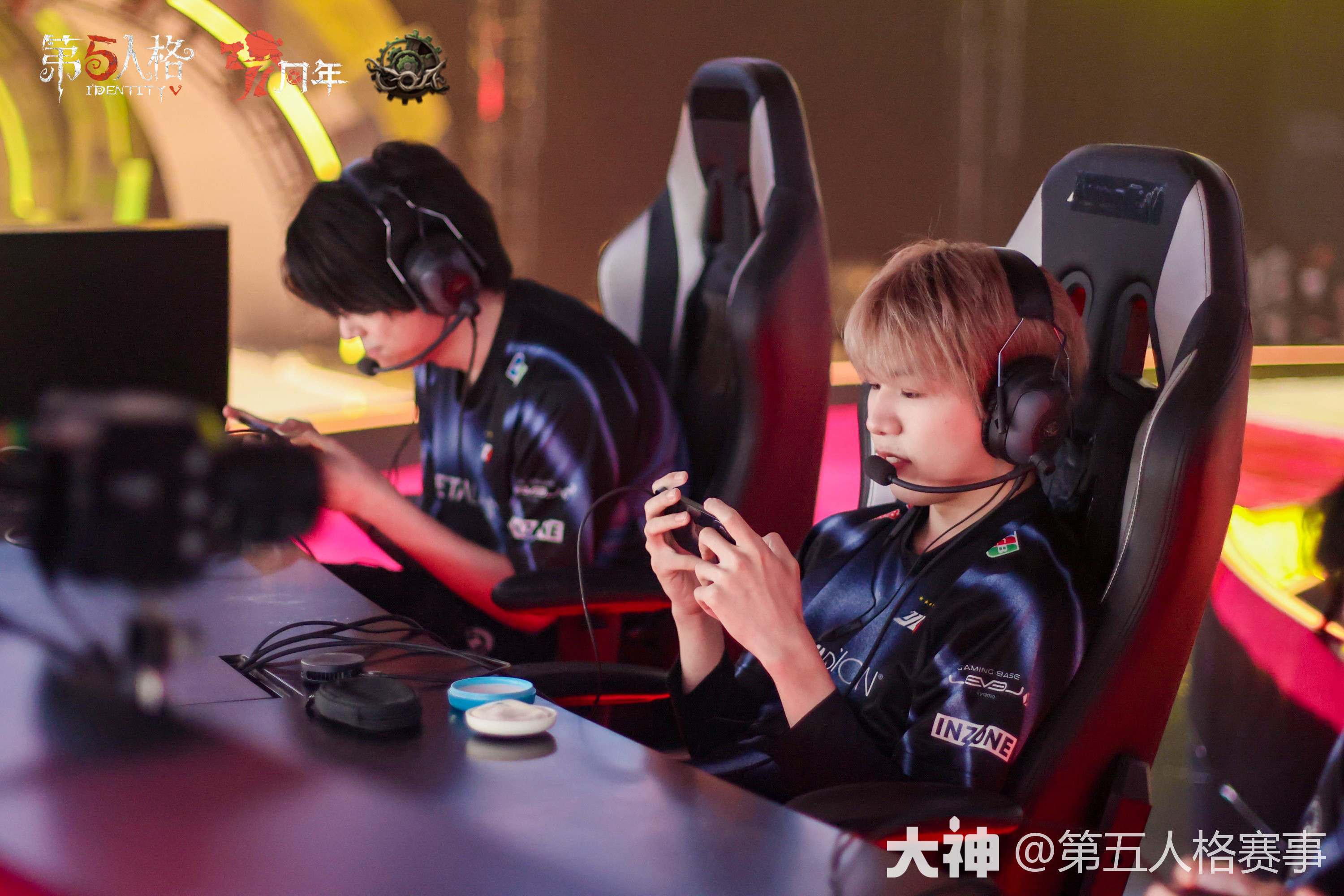 TL鏖战SHR，Peanut线上压制力十足宿敌对决四强赛，成为赛场最大亮点